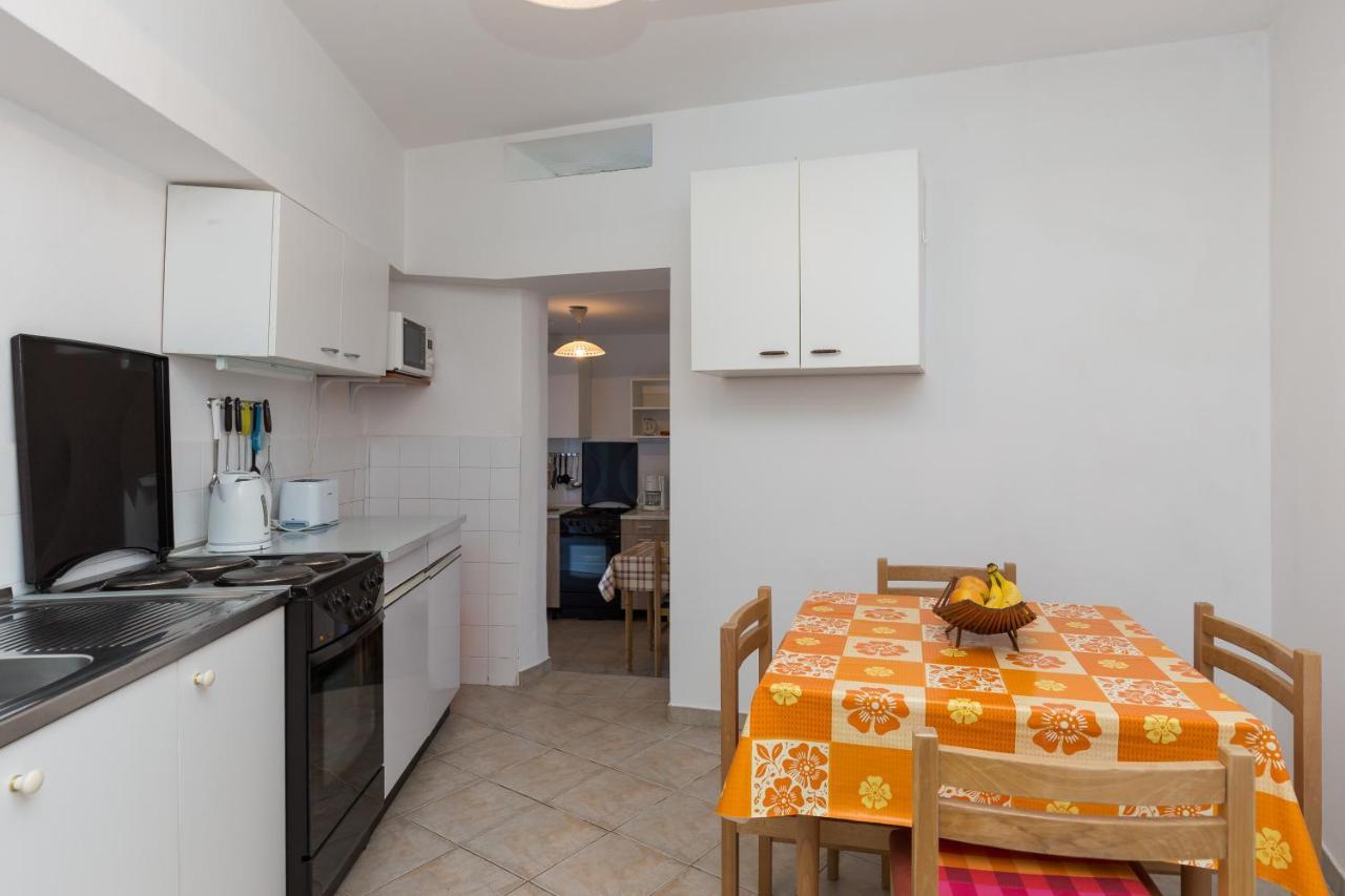 Apartments Miskovic Donje Celo Room photo