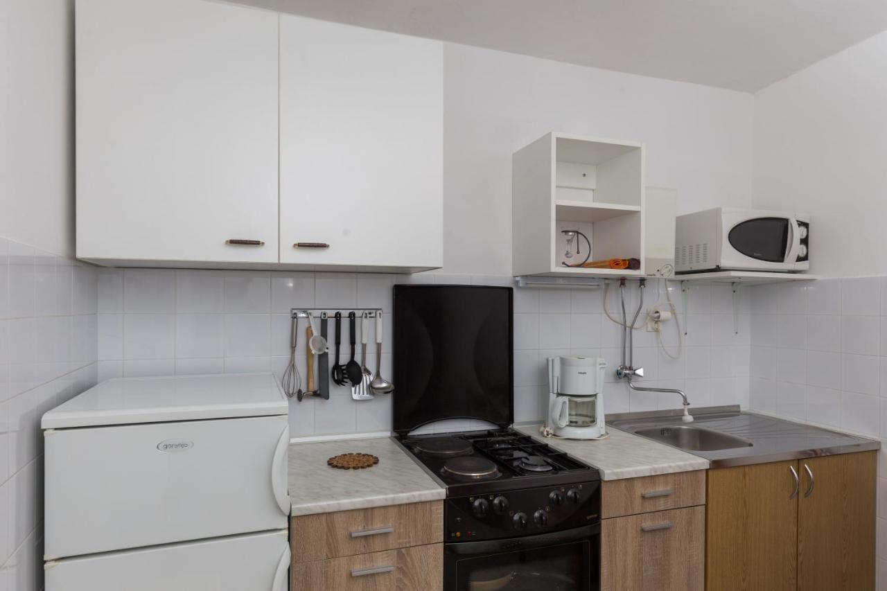 Apartments Miskovic Donje Celo Room photo