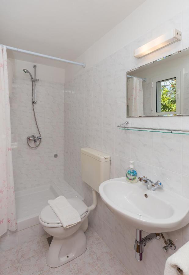 Apartments Miskovic Donje Celo Room photo
